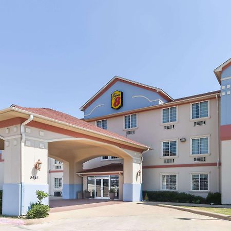 Super 8 By Wyndham Alvarado Bagian luar foto